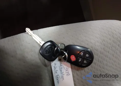 2012 Toyota Sienna Le V6 8 Passenger из США, поврежденный, VIN 5TDKK3DCXCS188357